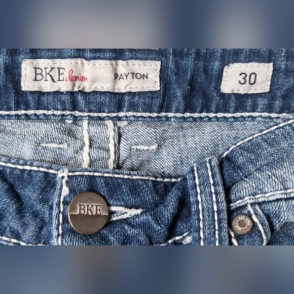 BKE payton (30) denim shorts - Picture 4 of 5